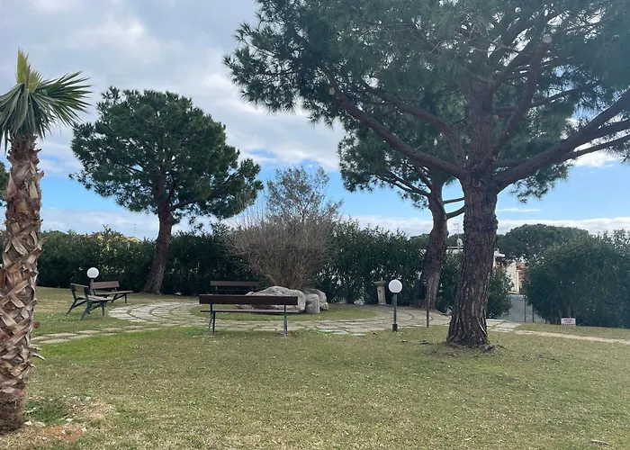 Il Gabbiano Bilocale Con Piscina, Garage E A/c. アパート ロアーノ