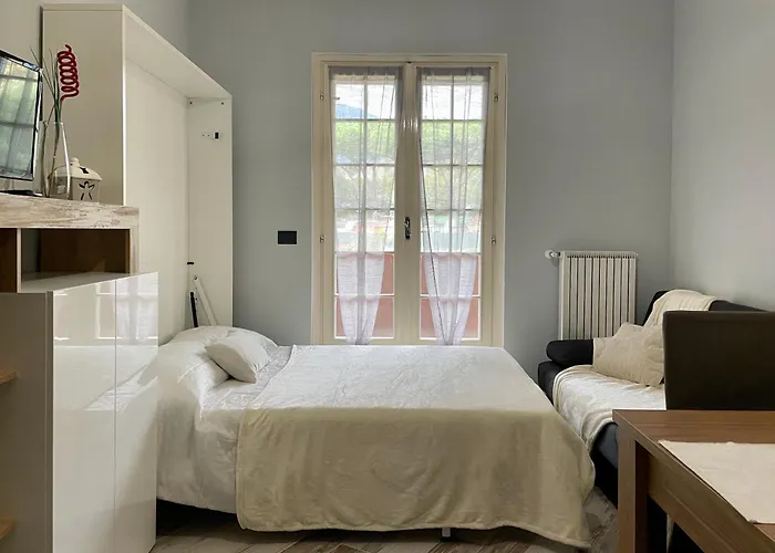 Il Gabbiano Bilocale Con Piscina, Garage E A/c. アパート *