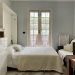 Il Gabbiano Bilocale Con Piscina, Garage E A/c. Lägenhet *