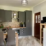 Lägenhet Il Gabbiano Bilocale Con Piscina, Garage E A/c. *