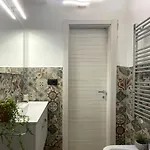 Lägenhet Il Gabbiano Bilocale Con Piscina, Garage E A/c. *