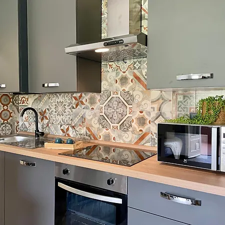 Daire Il Gabbiano Bilocale Con Piscina, Garage E A/c.