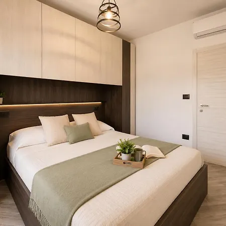Il Gabbiano Bilocale Con Piscina, Garage E A/c. Διαμέρισμα